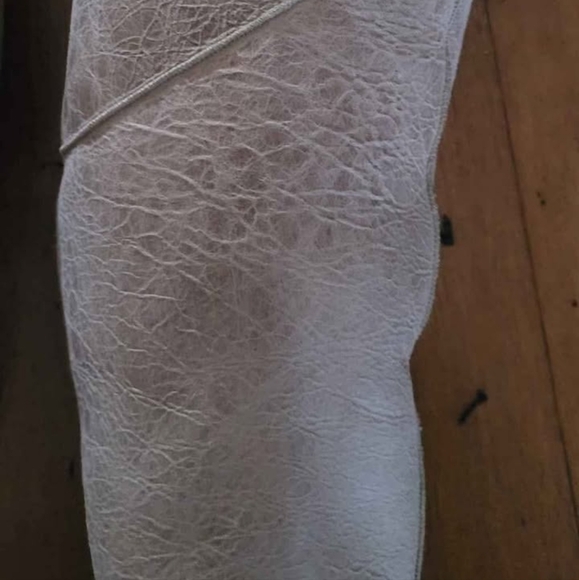 UGG Shearling Boots - Picture 4 of 5